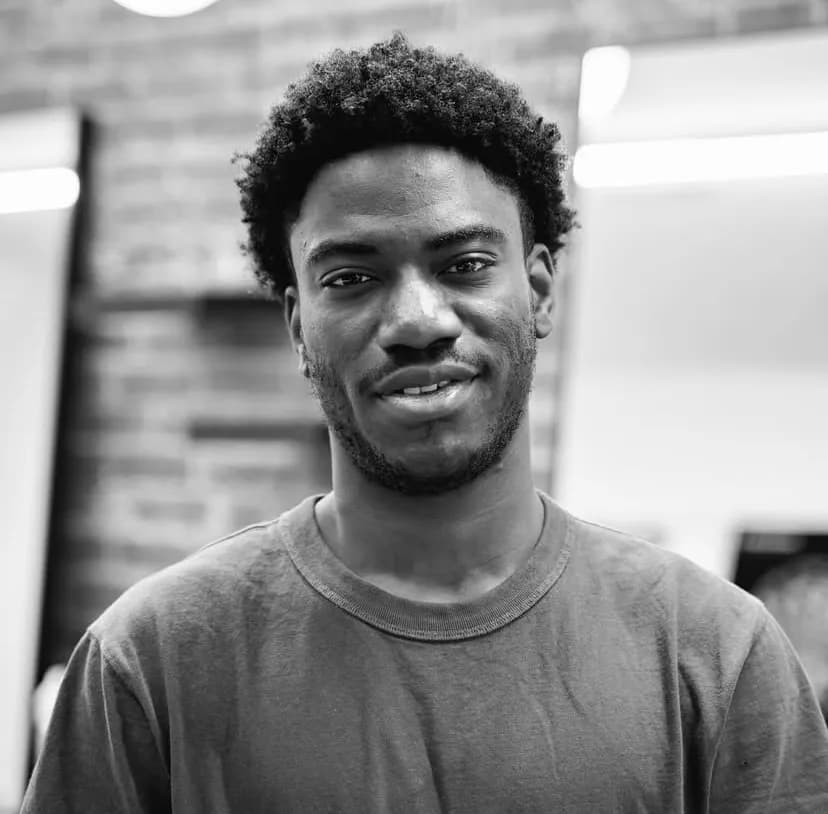 Mike - Senior Barber specializing in skin fades at Barberhood